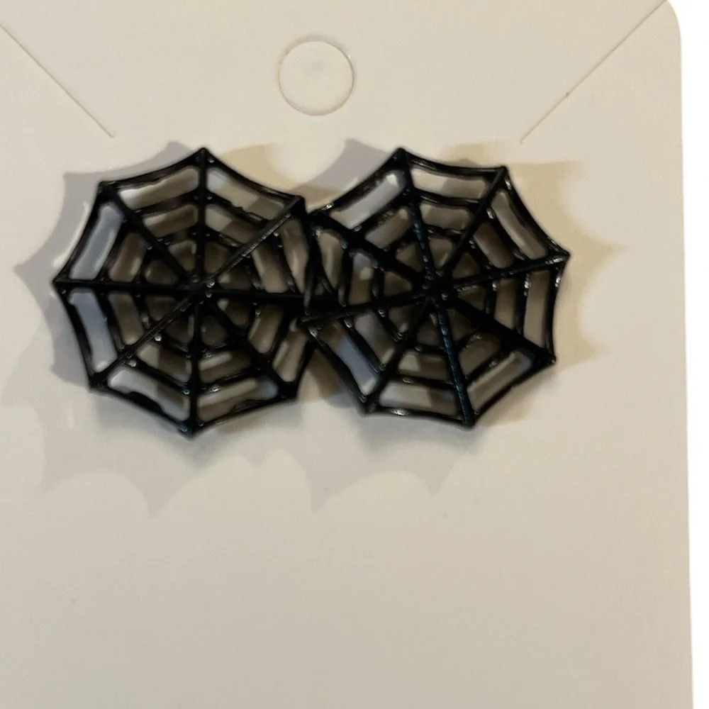 NWT‎ 3 for $20 Black Spider Web Fashion Pierced Stud Earrings “you pick 3”